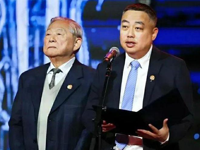 北京大V爆料：樊振东酒店事件系被做局幸亏报警球迷评论炸锅(图2)